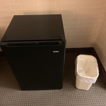 Quality Inn - Ceci n'est pas un poubelle et refrigerateur. - Hotels Near Me - Summersville, West Virginia Quality Inn - Ceci n'est pas un poubelle et refrigerateur. - Hotels Near Me - Summersville, West Virginia