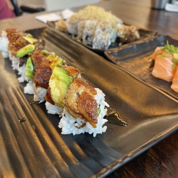 Sumo AYCE Sushi - Dragon Roll - Japanese Near Me - Honolulu, Hawaii