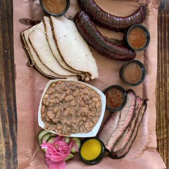 Matt's BBQ - Regular Sausage, Turkey, Pinto Beans, Beef Brisket - Food Trucks Near Me - Portland, Oregon