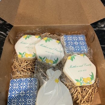 Sugar + Love By Erica - Gluten Free custom cookies ! - Cupcakes Near Me - Austin, Texas