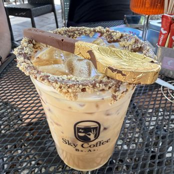 Sky Coffee Buenos Aires - Dubai Chocolate Iced Lattee - Cafeteria Near Me - Miami, Florida Sky Coffee Buenos Aires - Dubai Chocolate Iced Lattee - Cafeteria Near Me - Miami, Florida