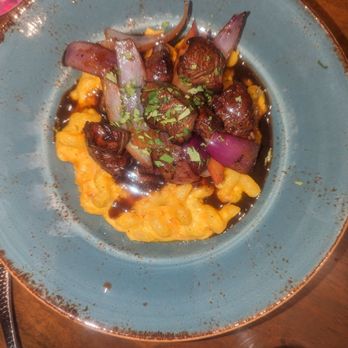 Pacha Nikkei - Lomo salteado and mac and cheese 20/10 - Peruvian Near Me - Houston, Texas Pacha Nikkei - Lomo salteado and mac and cheese 20/10 - Peruvian Near Me - Houston, Texas