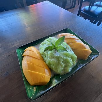Savvy Thai Cuisine - D4. Mango with Sticky Rice - Thai Near Me - Edmonds, Washington Savvy Thai Cuisine - D4. Mango with Sticky Rice - Thai Near Me - Edmonds, Washington