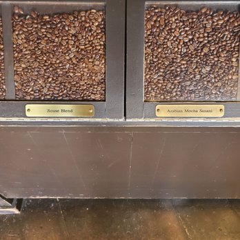 Starbucks - Coffee & Tea Near Me - Seattle, Washington Starbucks - Coffee & Tea Near Me - Seattle, Washington
