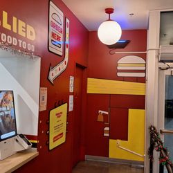 Allied Food To Go - Inside