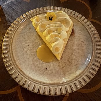 The Bungalow Kitchen - Key lime pie - New American Near Me - Tiburon, California The Bungalow Kitchen - Key lime pie - New American Near Me - Tiburon, California