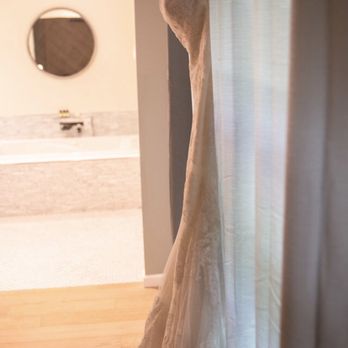 Tailored In White - Sewing & Alterations Near Me - Phoenix, Arizona