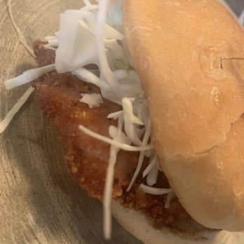 Wooster's Garden - Fried chicken sandwich - Cocktail Bars Near Me - Houston, Texas Wooster's Garden - Fried chicken sandwich - Cocktail Bars Near Me - Houston, Texas