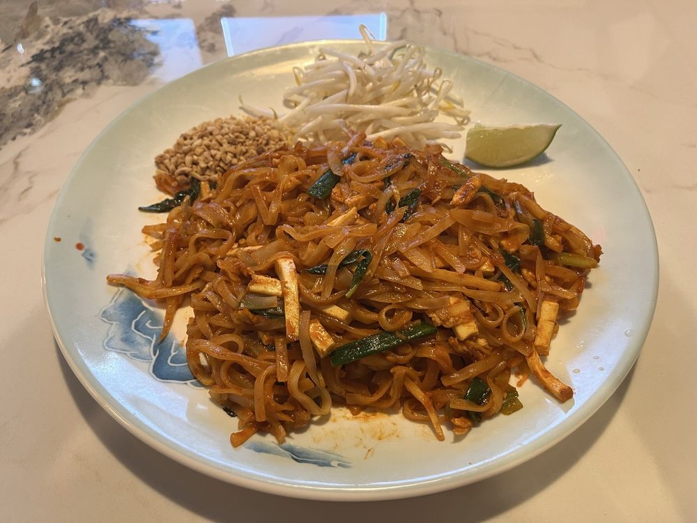 Nam Son Asian Fusion Logo