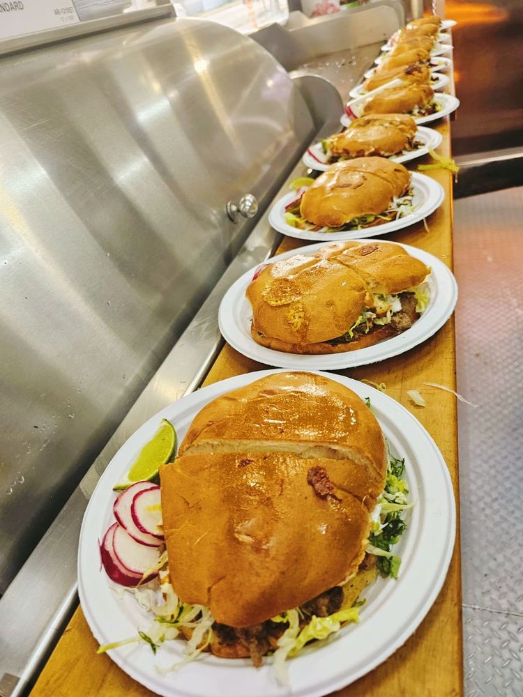 Alams Taqueria