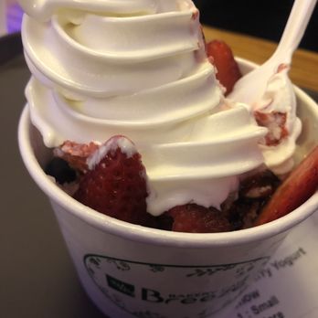 Breeze Bakery Cafe - Wild berry Snow - Bakeries Near Me - Annandale, Virginia