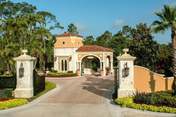 Golden Oak at Walt Disney World Resort by null