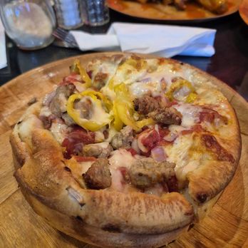 Calacino's Pizzeria - Pizza Near Me - Beckley, West Virginia Calacino's Pizzeria - Pizza Near Me - Beckley, West Virginia