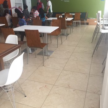 One Hotel - Breakfast area - Hotels Near Me - León, GUA