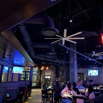Yard House - Inside Yard House - Bars Near Me - Sunrise, Florida Yard House - Inside Yard House - Bars Near Me - Sunrise, Florida