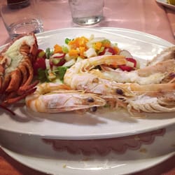 Il Pirana - Catalana buonissimo anche i ravioli al pesto di scampi e pinoli!!!!Dalla fame non ho potuto fare in tempo a fare la foto