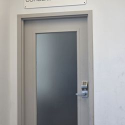 Walgreens Healthcare Clinic
