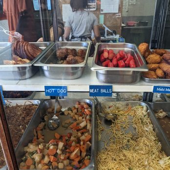 Kawamoto Store - Hot dog, meat balls, mahi mahi, nishime, chow mein - Japanese Near Me - Hilo, Hawaii
