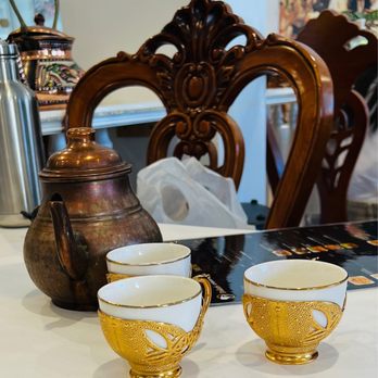 Dolan's - Beautiful tea set for Dolan's Special Tea - Asian Fusion Near Me - Alhambra, California Dolan's - Beautiful tea set for Dolan's Special Tea - Asian Fusion Near Me - Alhambra, California