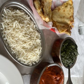 New Kamana Kitchen - Palak paneer and butter chicken. I think they make the best palak paneer here. Delicious - Indian Near Me - Honolulu , Hawaii New Kamana Kitchen - Palak paneer and butter chicken. I think they make the best palak paneer here. Delicious - Indian Near Me - Honolulu , Hawaii