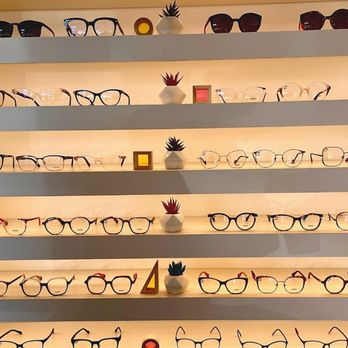 Occhio Optometry - Woow and Tom Ford Glasses - Optometrists Near Me - Sammamish, Washington Occhio Optometry - Woow and Tom Ford Glasses - Optometrists Near Me - Sammamish, Washington