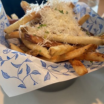 Earls Kitchen + Bar - Truffle fries - Canadian (New) Near Me - Burnaby, British Columbia Earls Kitchen + Bar - Truffle fries - Canadian (New) Near Me - Burnaby, British Columbia