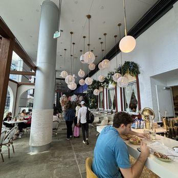 Motek - Brickell - Entrance - Mediterranean Near Me - Miami, Florida