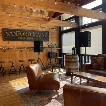 River Junction Brewing - the interior of the tasting room - Breweries Near Me - Sanford, Maine