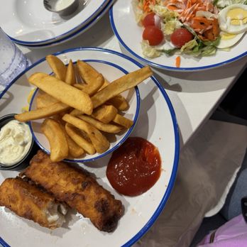 Cook's Seafood - Two piece halibut and chips and a side salad - Seafood Near Me - Pleasanton, California