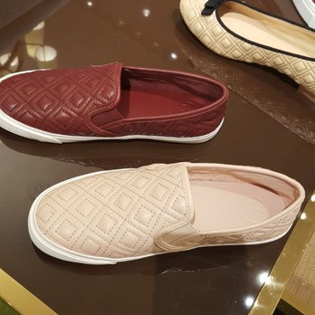 Tory Burch - Tory Burch Outlet - Accessories Near Me - Orlando, Florida Tory Burch - Tory Burch Outlet - Accessories Near Me - Orlando, Florida