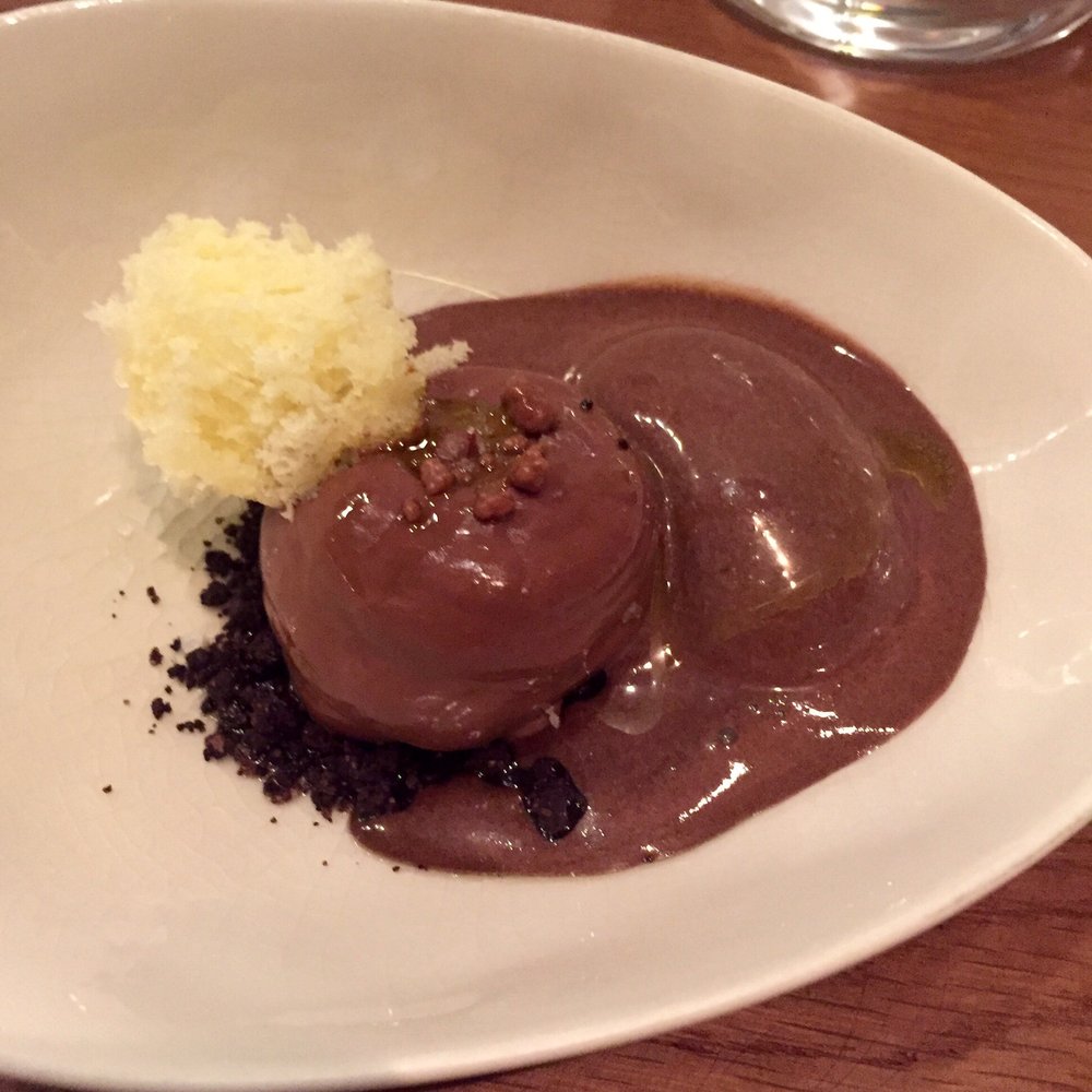 Informal - Chocolate ice cream and ganache - Catalan Near Me - Barcelona, B Informal - Chocolate ice cream and ganache - Catalan Near Me - Barcelona, B