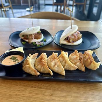Silverlake Ramen - Pork Buns and fried gyoza - Ramen Near Me - Long Beach, California