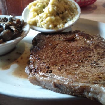 Sodolaks Beefmasters Restaurant - Steak with broccoli and cheese and mushrooms and onions - American Near Me - Bryan, Texas Sodolaks Beefmasters Restaurant - Steak with broccoli and cheese and mushrooms and onions - American Near Me - Bryan, Texas