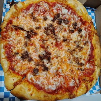 Campana’s Pizzeria - Cheese with sparse hamburger - Pizza Near Me - Bremerton, Washington Campana’s Pizzeria - Cheese with sparse hamburger - Pizza Near Me - Bremerton, Washington