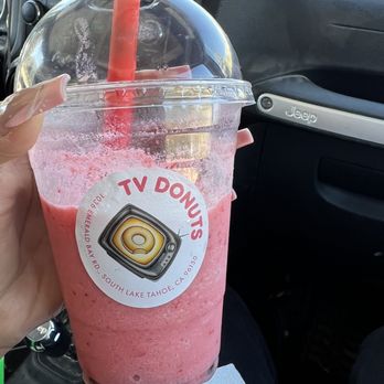 TV Donuts - Strawberry smoothie with boba - Donuts Near Me - South Lake Tahoe, California TV Donuts - Strawberry smoothie with boba - Donuts Near Me - South Lake Tahoe, California