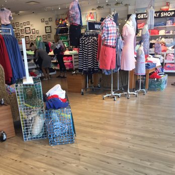 Vineyard Vines - Department Stores Near Me - Woodbury, New York Vineyard Vines - Department Stores Near Me - Woodbury, New York
