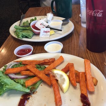 Grizzly Cafe - American Near Me - Wrightwood, California Grizzly Cafe - American Near Me - Wrightwood, California