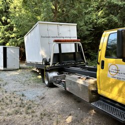 Freeland Warehousing & Storage - Delivery of Units to a customer