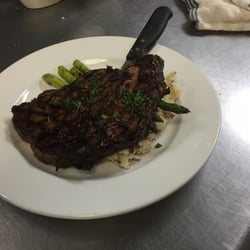 Hooligans Restaurant & Pub