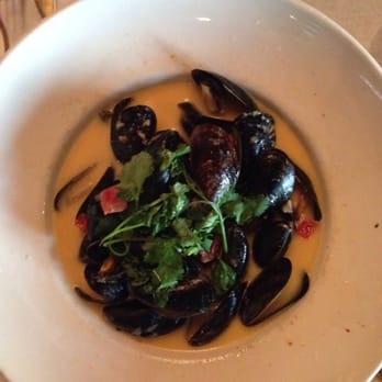 Meddlesome Moth - Thai Mussels - Bars Near Me - Dallas, Texas