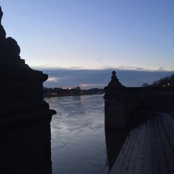 Schloßhotel Pillnitz - ... die Elbe vor dem Haus ...