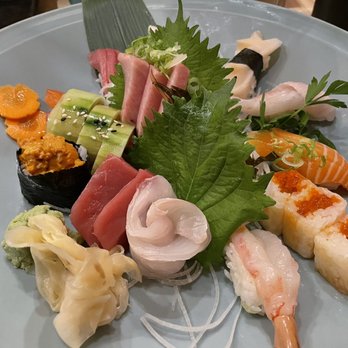 SHIKI - Sushi flight - Sushi Bars Near Me - Charleston, South Carolina