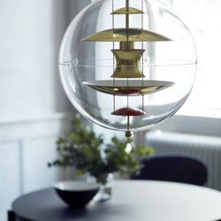 VAN VUGHT Interiors - GLOBE Verner Panton