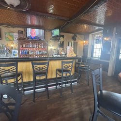 Old Village Inn Restaurant & Tavern