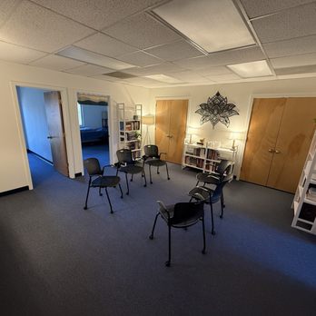 Prodigy Healing - Relaxing waiting room for Prodigy Healing - Naturopathic/Holistic Near Me