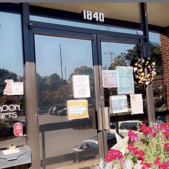 Dancing Moon - Supernatural Readings Near Me - Raleigh, North Carolina
