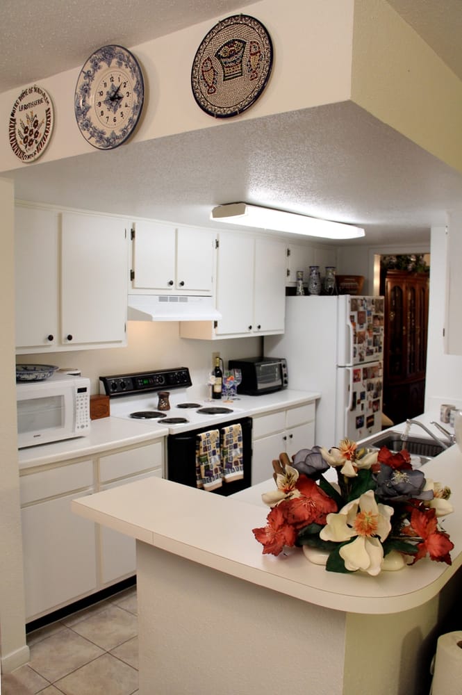 WOODWAY GARDENS Updated July 2024 8003 Woodway, Houston, Texas