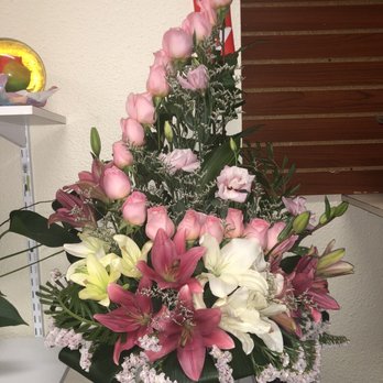 Mary's Flowers - $120 flower arrangement. - Florists Near Me - Hollister, California