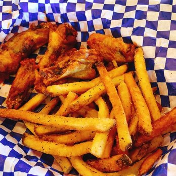 Bill's Burgers, Wings & Things - Burgers Near Me - Burnet, Texas Bill's Burgers, Wings & Things - Burgers Near Me - Burnet, Texas