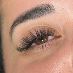 WINK BLINK LASH